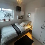 Beautiful With Free Private Parking Villaer *