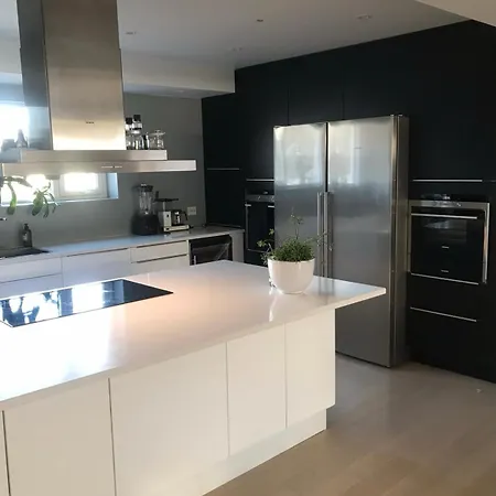 Beautiful With Free Private Parking * Sandnes (Rogaland)