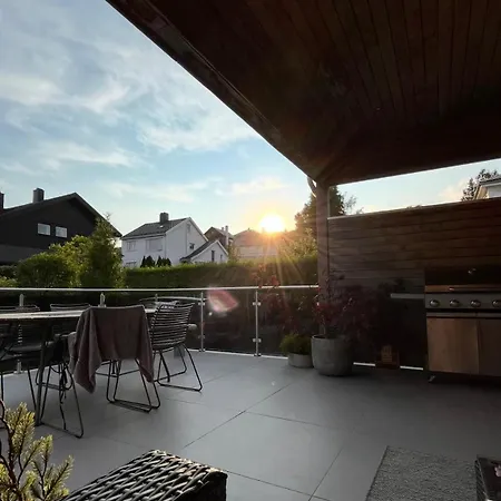 Villa Beautiful With Free Private Parking