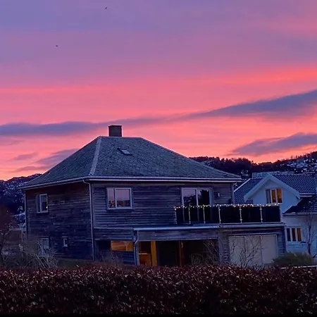 Villa Beautiful With Free Private Parking