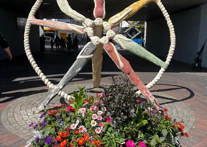 Beautiful With Free Private Parking Villa *