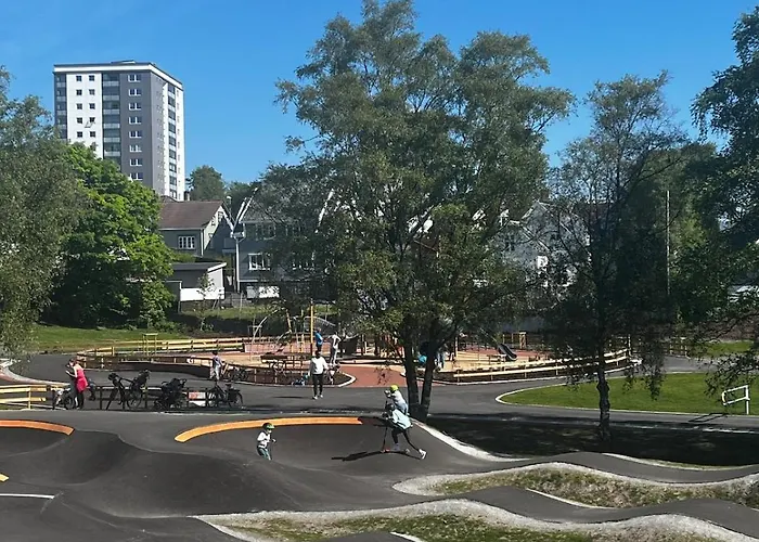 Beautiful With Free Private Parking *