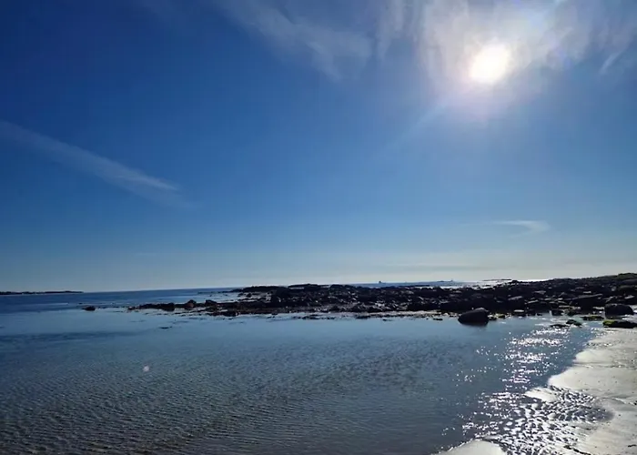 Villa Beautiful With Free Private Parking