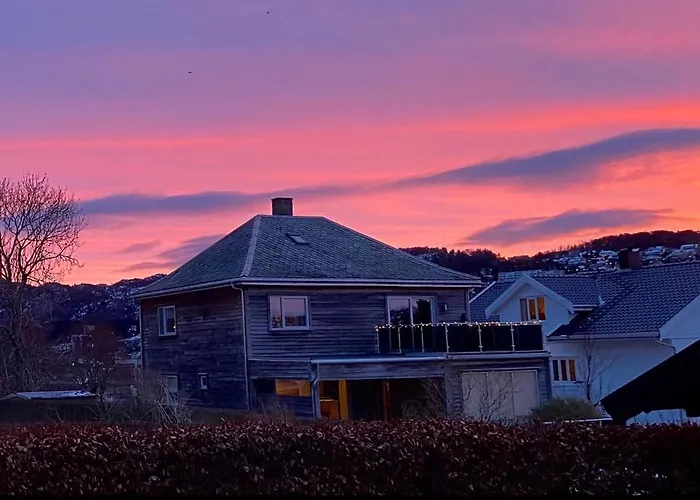 Villa Beautiful With Free Private Parking